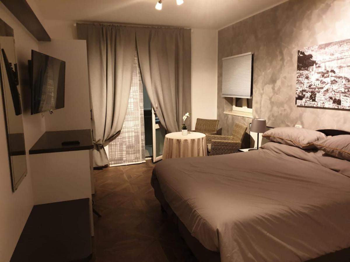 Aparthotel Residenza Carlucci Angri Exterior foto