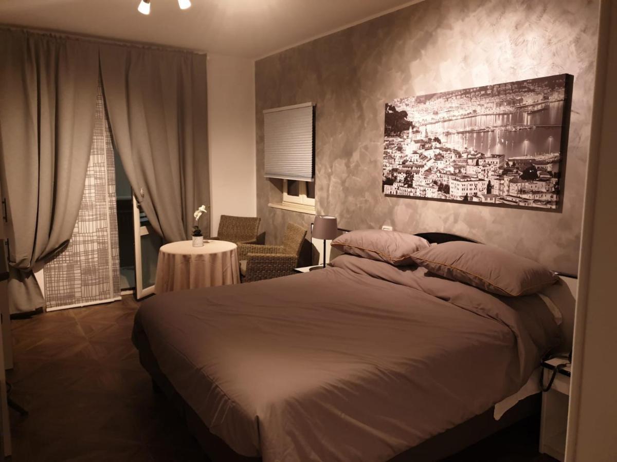 Aparthotel Residenza Carlucci Angri Exterior foto