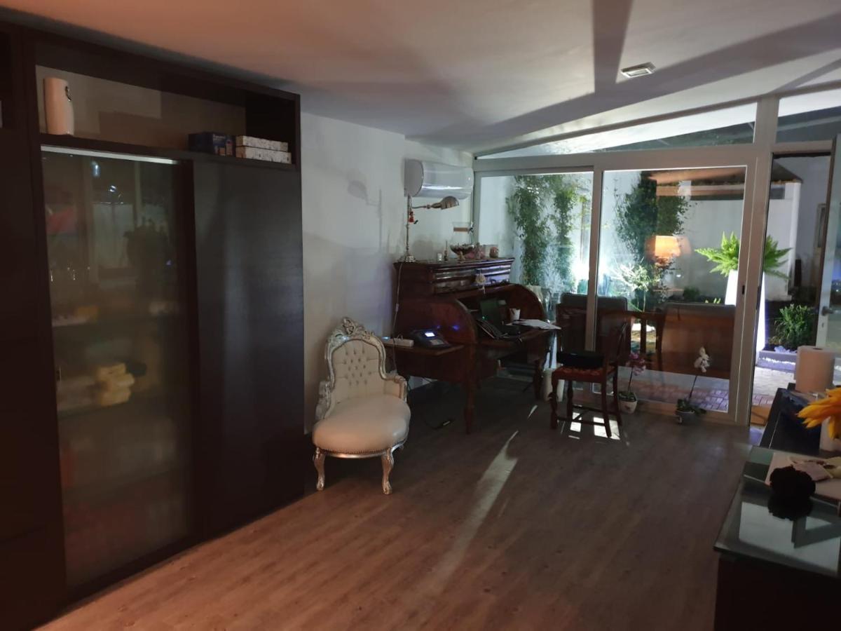 Aparthotel Residenza Carlucci Angri Exterior foto