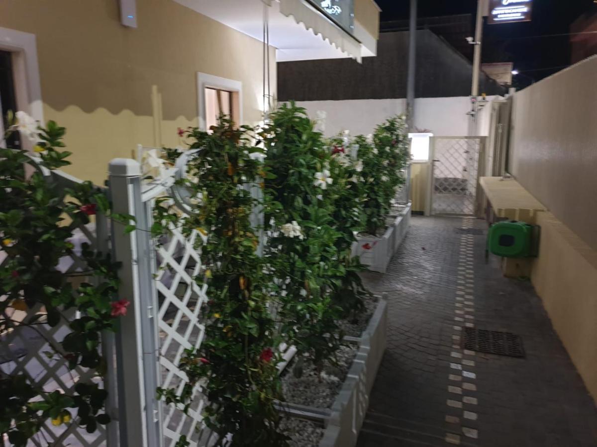 Aparthotel Residenza Carlucci Angri Exterior foto